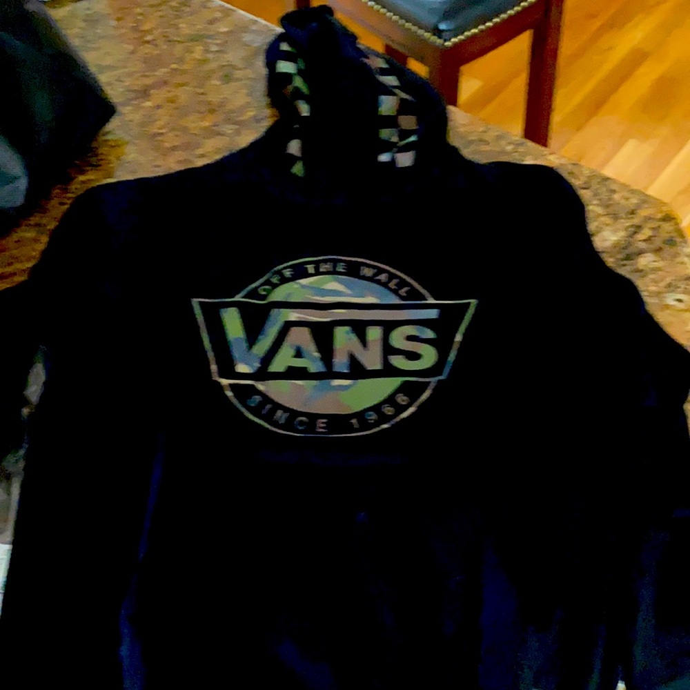 Van,s boys sweatshirt with hood